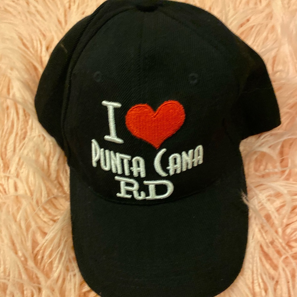Black cap 🧢
